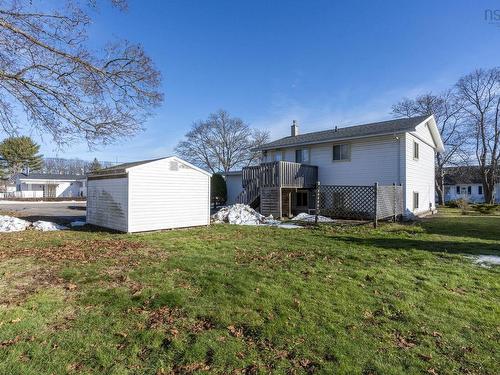 15 Acadia Street, Middleton, NS 