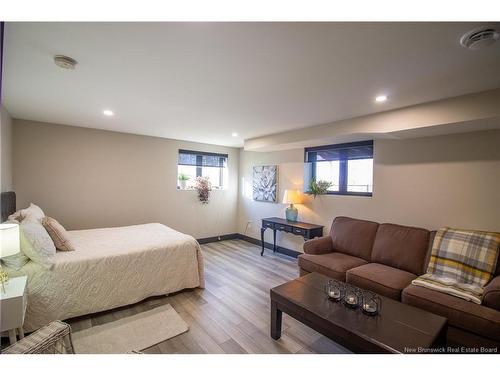 11 Robert Ross Blvd, Hampton, NB 