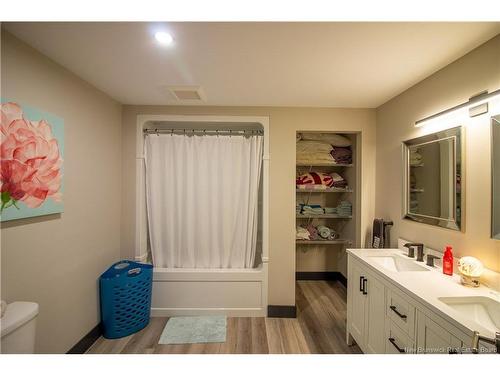 11 Robert Ross Blvd, Hampton, NB 