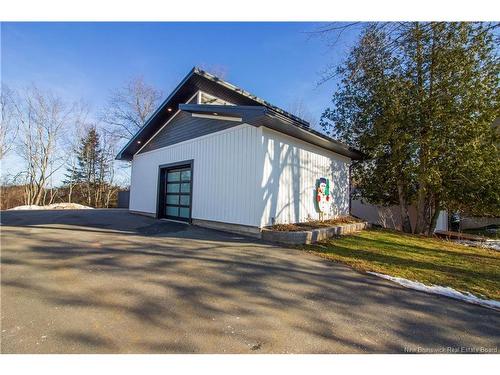 11 Robert Ross Blvd, Hampton, NB 