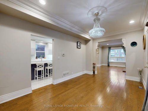 73 Buttonwood Avenue, Toronto, ON - Indoor Photo Showing Other Room