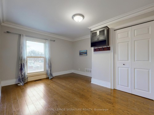 73 Buttonwood Avenue, Toronto, ON - Indoor Photo Showing Other Room