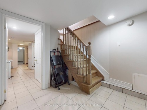 73 Buttonwood Avenue, Toronto, ON - Indoor Photo Showing Other Room