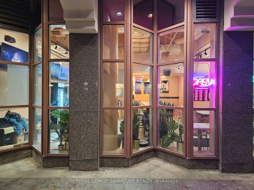 736 Bay Street, Toronto, ON 