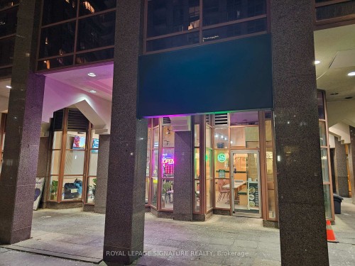 736 Bay Street, Toronto, ON 