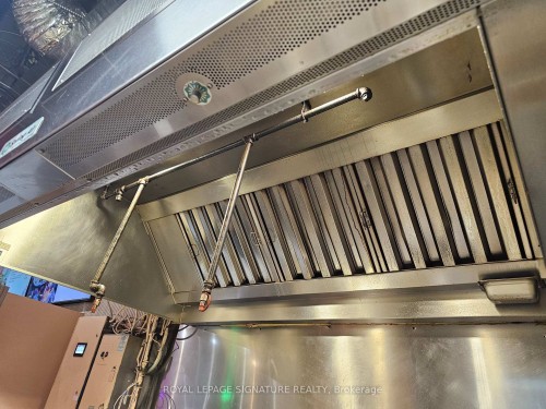 736 Bay Street, Toronto, ON 