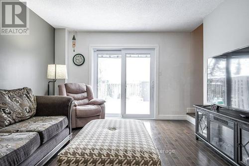13 Arden Park, Stratford, ON - Indoor Photo Showing Living Room