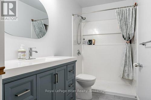 3 pc Bath renovated - 13 Arden Park, Stratford, ON - Indoor Photo Showing Bathroom