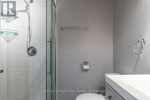 13 Arden Park, Stratford, ON - Indoor Photo Showing Bathroom