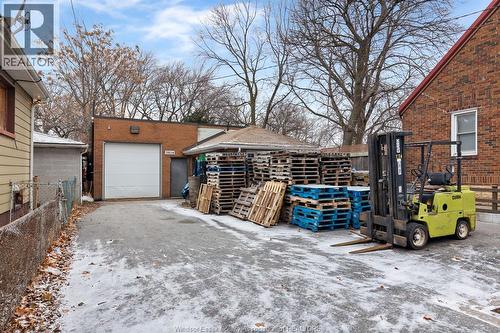 3828 Peter, Windsor, ON 