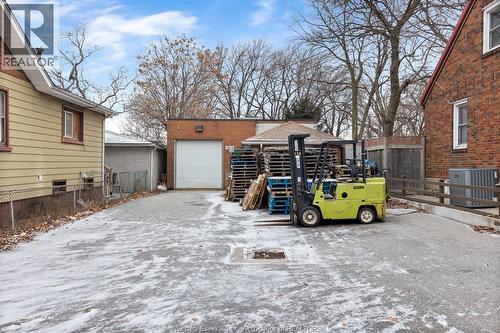 3828 Peter, Windsor, ON 