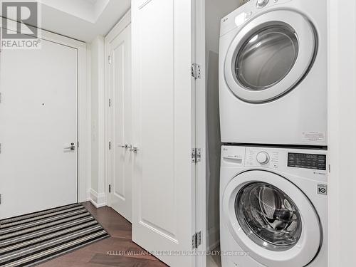 302 - 88 Davenport Road, Toronto, ON - Indoor Photo Showing Laundry Room