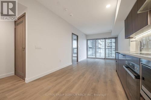 1603 - 3 Concord Cityplace Way, Toronto, ON - Indoor
