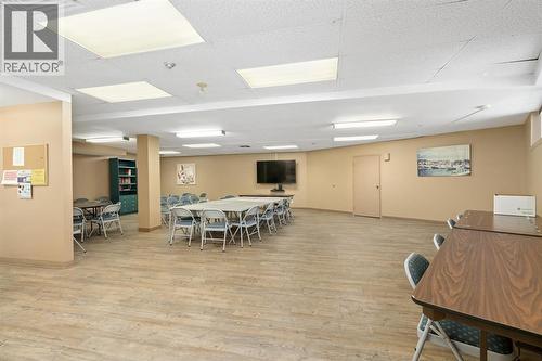 1500 Venetian Boulevard Unit# W-9, Point Edward, ON - Indoor