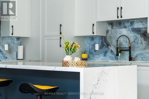 3444 Mosley Gate, Oakville, ON -  Photo Showing Other Room