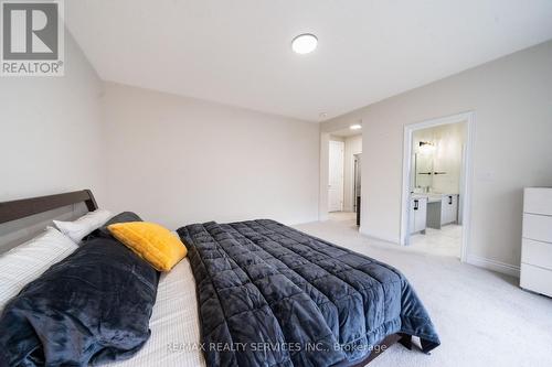 3444 Mosley Gate, Oakville, ON - Indoor Photo Showing Bedroom