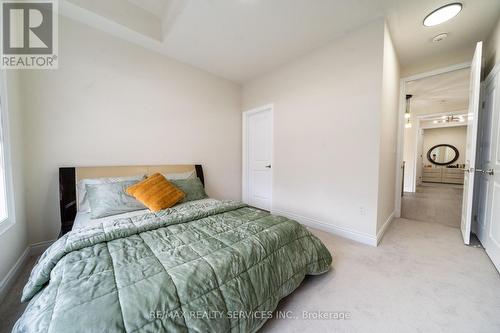 3444 Mosley Gate, Oakville, ON - Indoor Photo Showing Bedroom