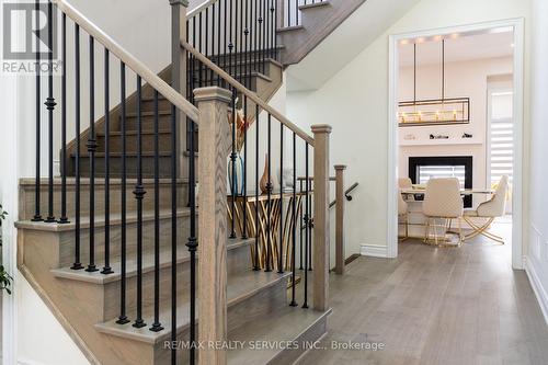 3444 Mosley Gate, Oakville, ON - Indoor Photo Showing Other Room
