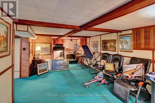 10 Regent Street, St. Thomas, ON - Indoor With Fireplace