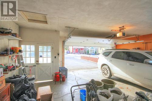 10 Regent Street, St. Thomas, ON - Indoor Photo Showing Garage