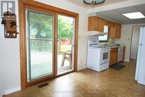 62 King Street N, Minto, ON - Indoor Photo Showing Kitchen