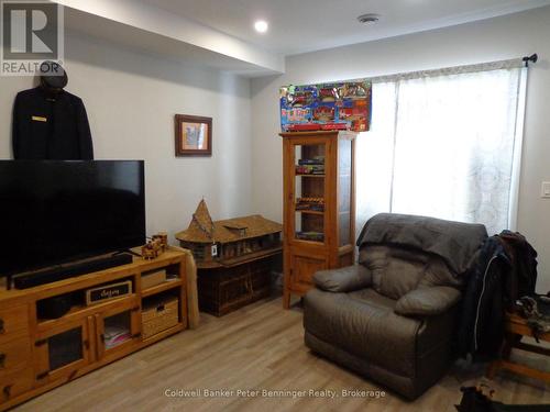 523 Mill Street, West Grey, ON - Indoor