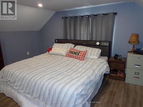 523 Mill Street, West Grey, ON - Indoor Photo Showing Bedroom