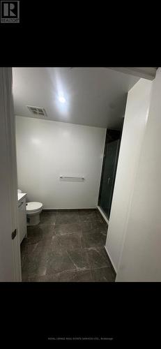 1114 - 195 Mccaul Street, Toronto, ON 