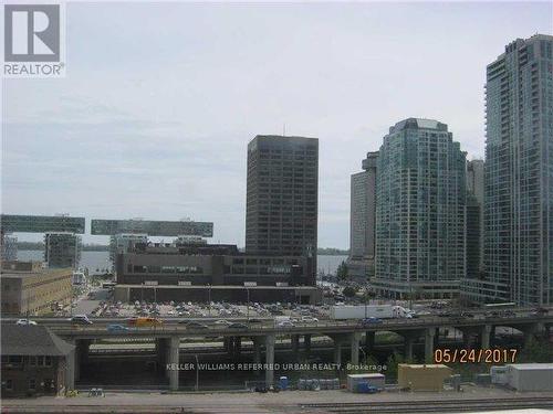 1001 - 25 The Esplanade, Toronto, ON - Outdoor With View