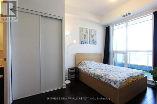 2301 - 9201 Yonge Street, Richmond Hill, ON - Indoor Photo Showing Bedroom