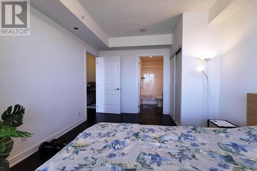 2301 - 9201 Yonge Street, Richmond Hill, ON - Indoor Photo Showing Bedroom