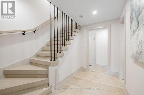 43 Thorny Brae Drive, Markham, ON - Indoor Photo Showing Other Room