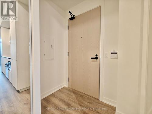 4607 - 8 Interchange Way, Vaughan, ON - Indoor Photo Showing Other Room