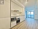 4607 - 8 Interchange Way, Vaughan, ON  - Indoor Photo Showing Kitchen 