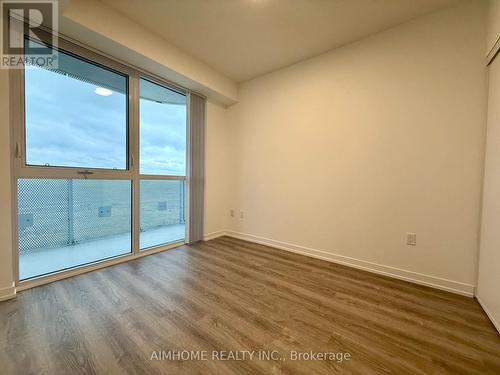 2911 - 8 Interchange Way, Vaughan, ON - Indoor Photo Showing Other Room