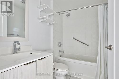 305 - 56 Annie Craig Drive, Toronto, ON - Indoor Photo Showing Bathroom