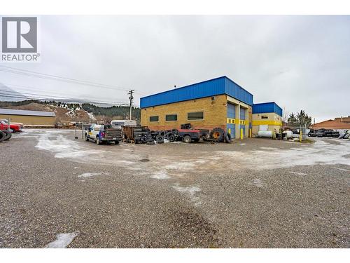 1025 10Th Avenue, Golden, BC 