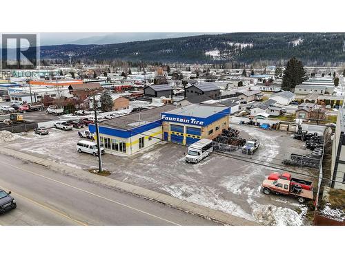 1025 10Th Avenue, Golden, BC 