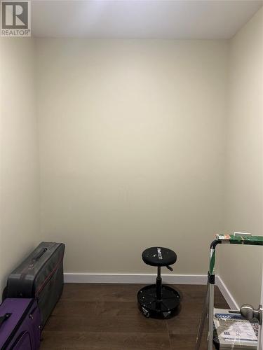 35 Balsam Street, Humber Village, NL - Indoor Photo Showing Gym Room