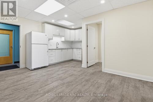 Please come into Apt. 201 2nd Floor - 201 - 431 St. Paul Street Street, St. Catharines (Downtown), ON 