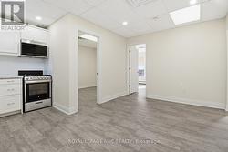 Open Concept -access to Pantry & First Bedroom - 