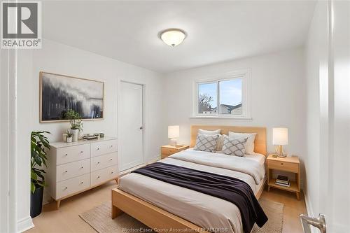 860 Edward Avenue, Windsor, ON - Indoor Photo Showing Bedroom