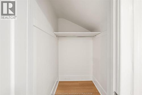 860 Edward Avenue, Windsor, ON - Indoor Photo Showing Other Room