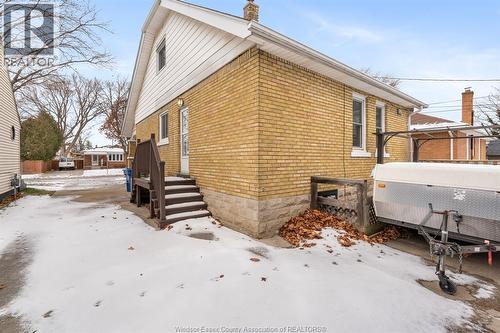 860 Edward Avenue, Windsor, ON - Outdoor With Exterior