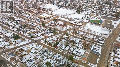 860 Edward Avenue, Windsor, ON - Outdoor