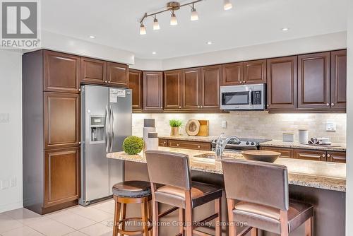 #37 - 1035 Victoria Road S, Guelph (Kortright East), ON - Indoor Photo Showing Kitchen With Stainless Steel Kitchen