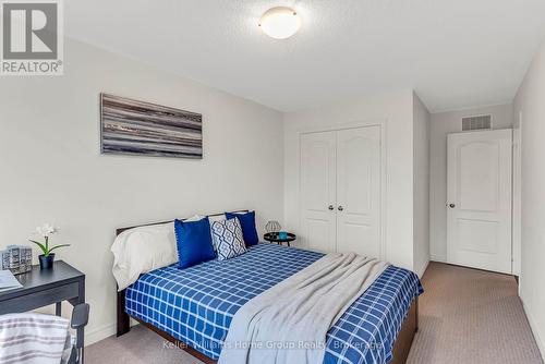 #37 - 1035 Victoria Road S, Guelph (Kortright East), ON - Indoor Photo Showing Bedroom
