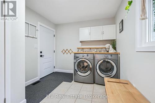 7003 Beatty Line N, Centre Wellington, ON - Indoor Photo Showing Laundry Room