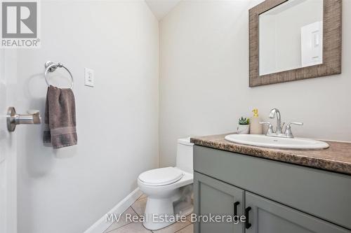 7003 Beatty Line N, Centre Wellington, ON - Indoor Photo Showing Bathroom