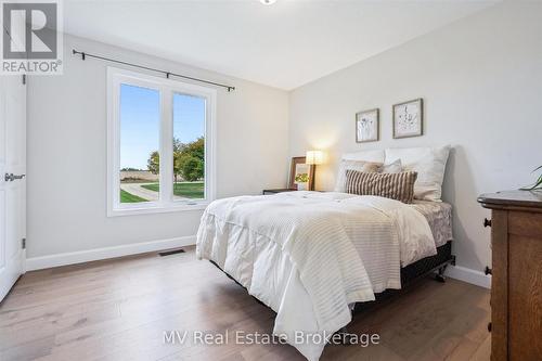 7003 Beatty Line N, Centre Wellington, ON - Indoor Photo Showing Bedroom